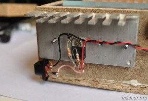 LM317_and_heatsink_mounted_th